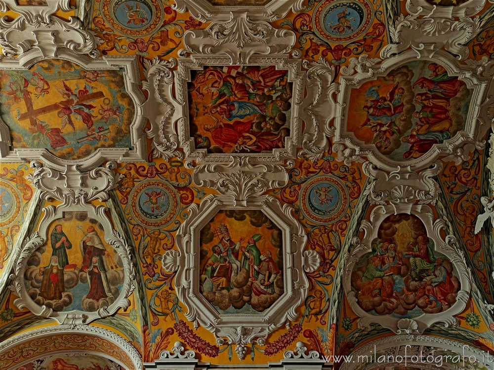 Veglio (Biella) - Soffitto affrescato della Chiesa parrocchiale di San Giovanni Battista